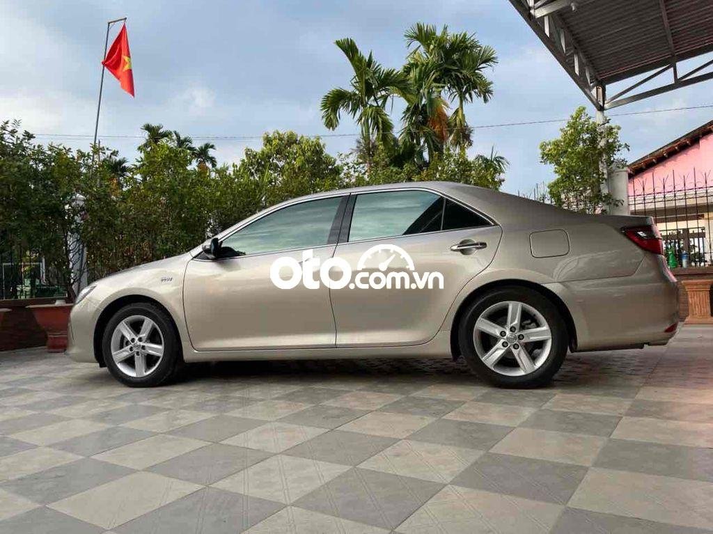 Toyota Camry 2015 - Bán Toyota Camry 2.5G sản xuất năm 2015