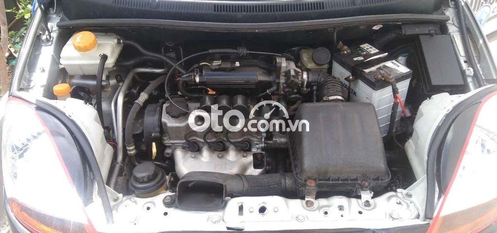 Chevrolet Spark 2009 - Cần bán Chevrolet Spark sản xuất năm 2009, màu bạc, nhập khẩu nguyên chiếc chính chủ, giá tốt