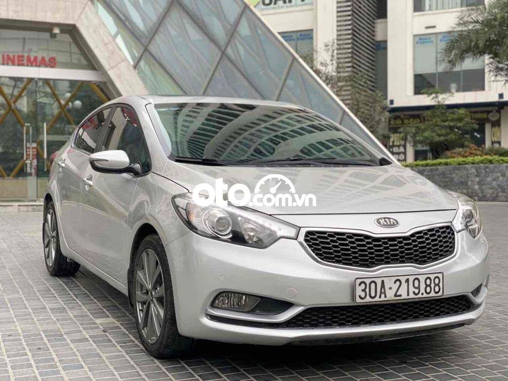 Kia K3 2014 - Bán ô tô Kia K3 1.6AT năm sản xuất 2014, màu bạc như mới