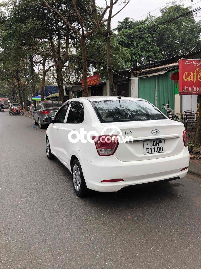 Hyundai Grand i10 2016 - Bán ô tô Hyundai Grand i10 MT năm 2016, màu trắng, xe nhập chính chủ