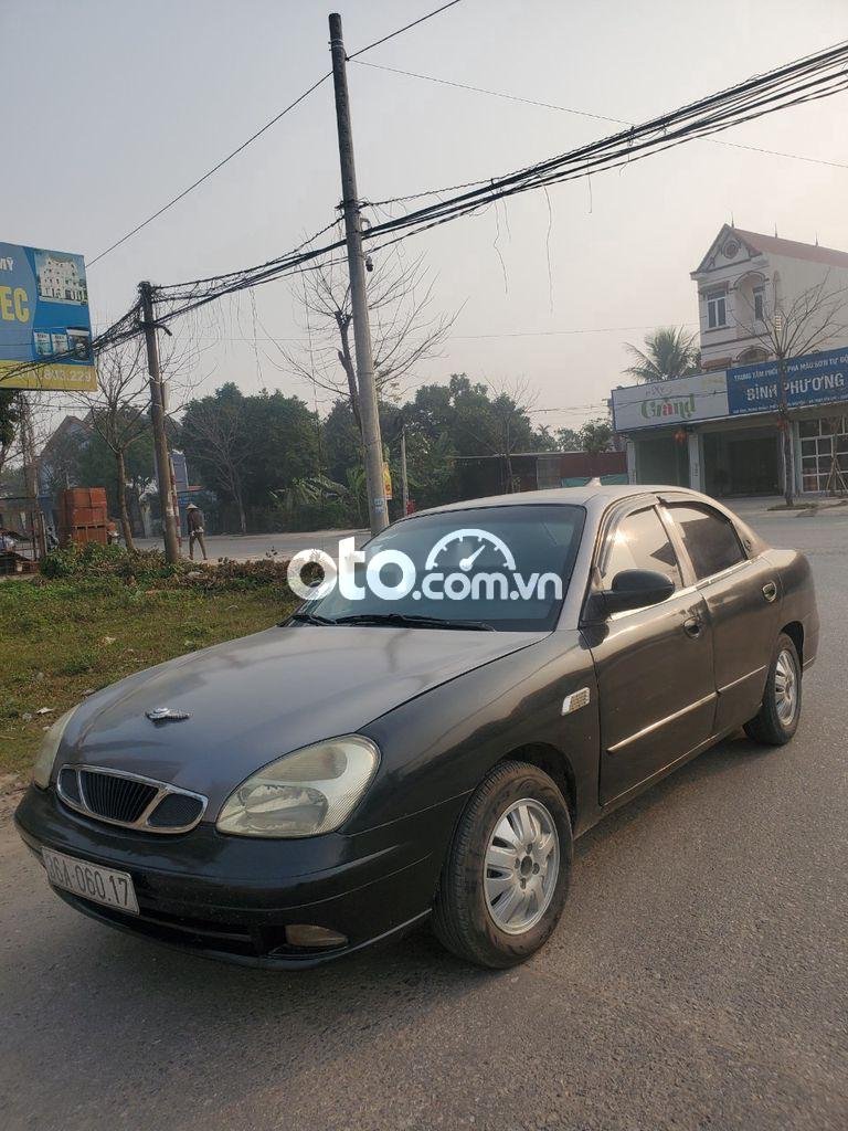 Daewoo Nubira 2001 - Cần bán lại xe Daewoo Nubira 2.0 sản xuất 2001, xe nhập, giá tốt