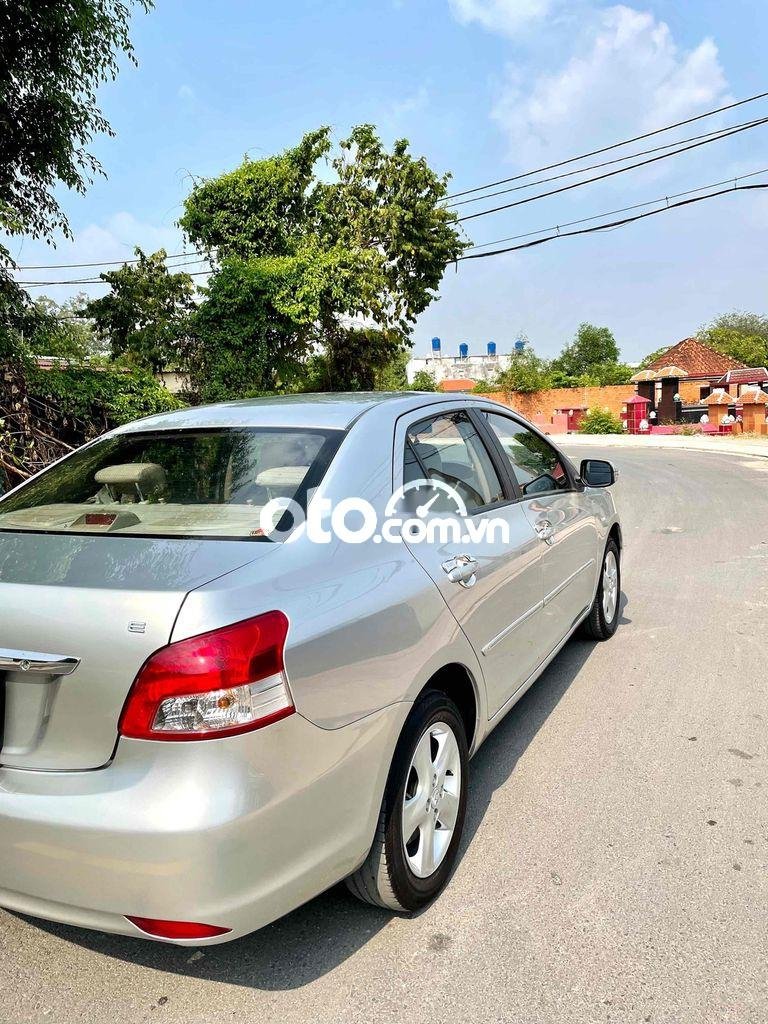 Toyota Vios 2008 - Bán xe Toyota Vios E năm 2008, màu bạc, giá tốt