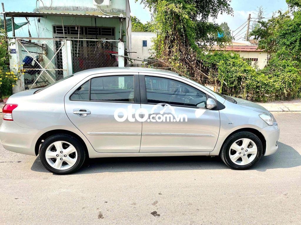 Toyota Vios 2008 - Bán xe Toyota Vios E năm 2008, màu bạc, giá tốt