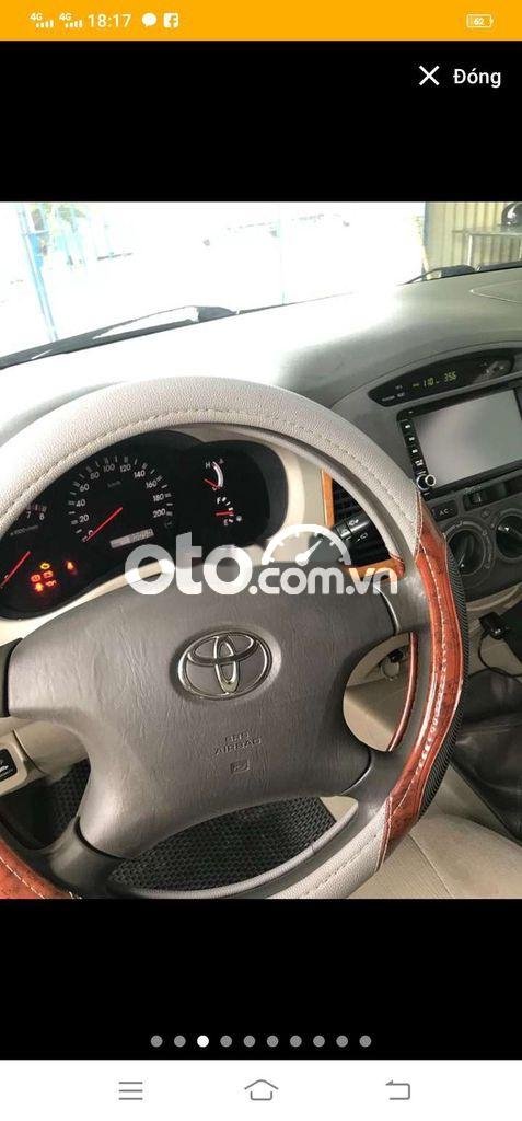 Toyota Innova 2011 - Cần bán lại xe Toyota Innova 2.0G năm 2011 xe gia đình, giá chỉ 325 triệu