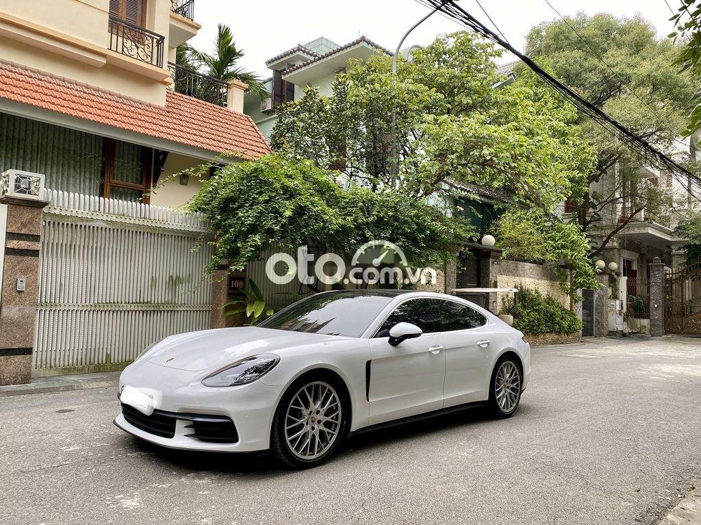 Porsche Panamera 2019 - Bán Porsche Panamera 4 năm 2019, nhập khẩu nguyên chiếc như mới