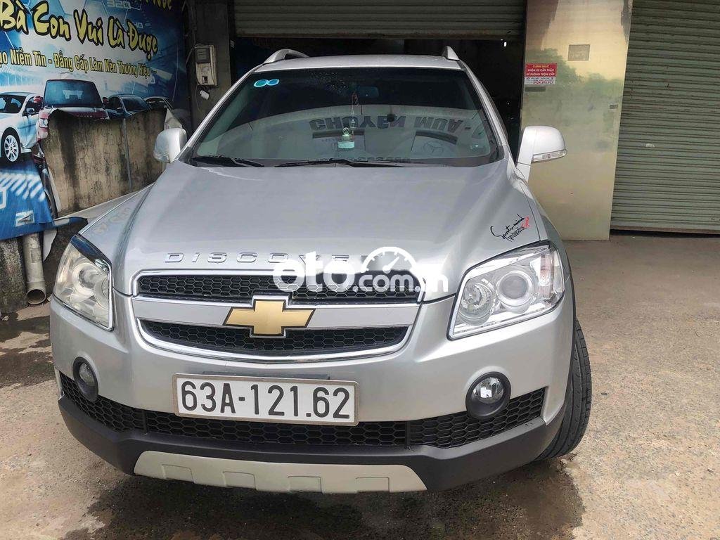 Chevrolet Captiva 2008 - Bán Chevrolet Captiva LTZ 2.0 năm sản xuất 2008, màu bạc số tự động, giá tốt