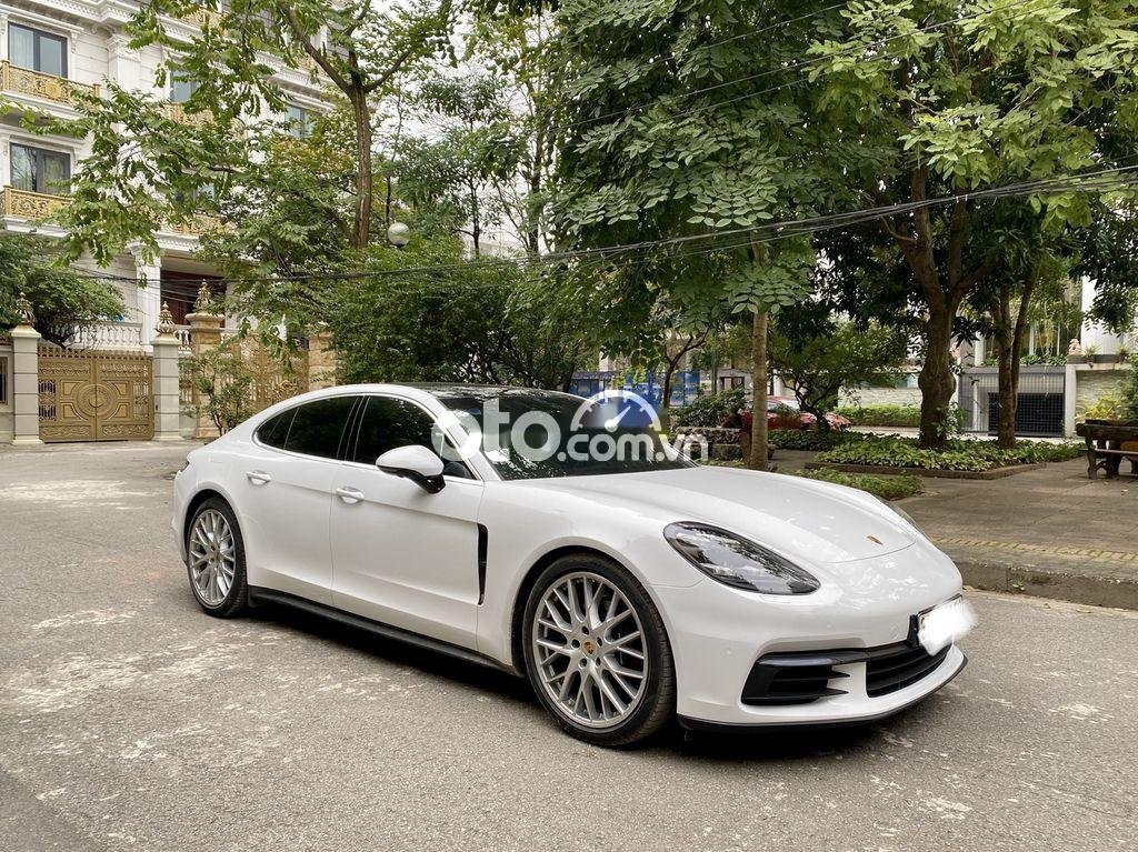 Porsche Panamera 2019 - Bán Porsche Panamera 4 năm 2019, nhập khẩu nguyên chiếc như mới