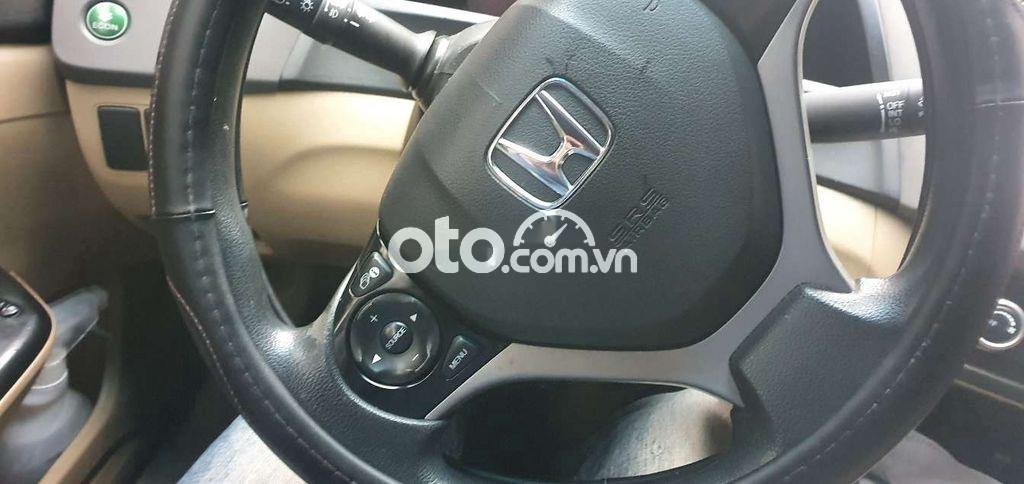 Honda Civic 2014 - Cần bán Honda Civic sản xuất 2014, màu trắng chính chủ