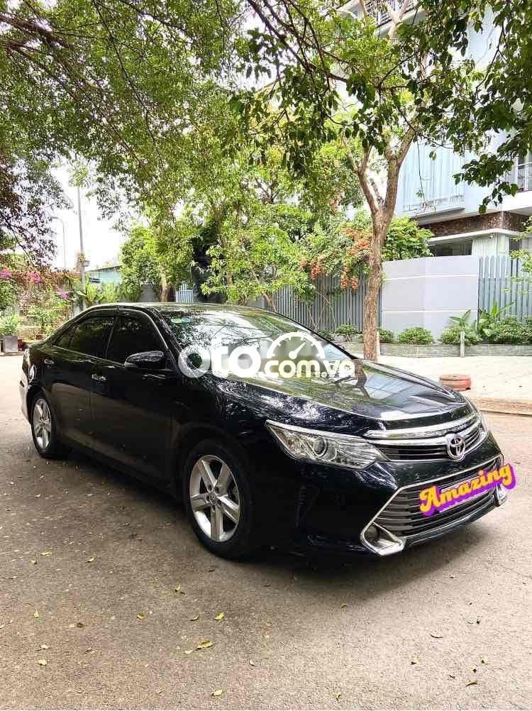 Toyota Camry 2016 - Bán Toyota Camry 2.5Q sản xuất 2016, màu đen