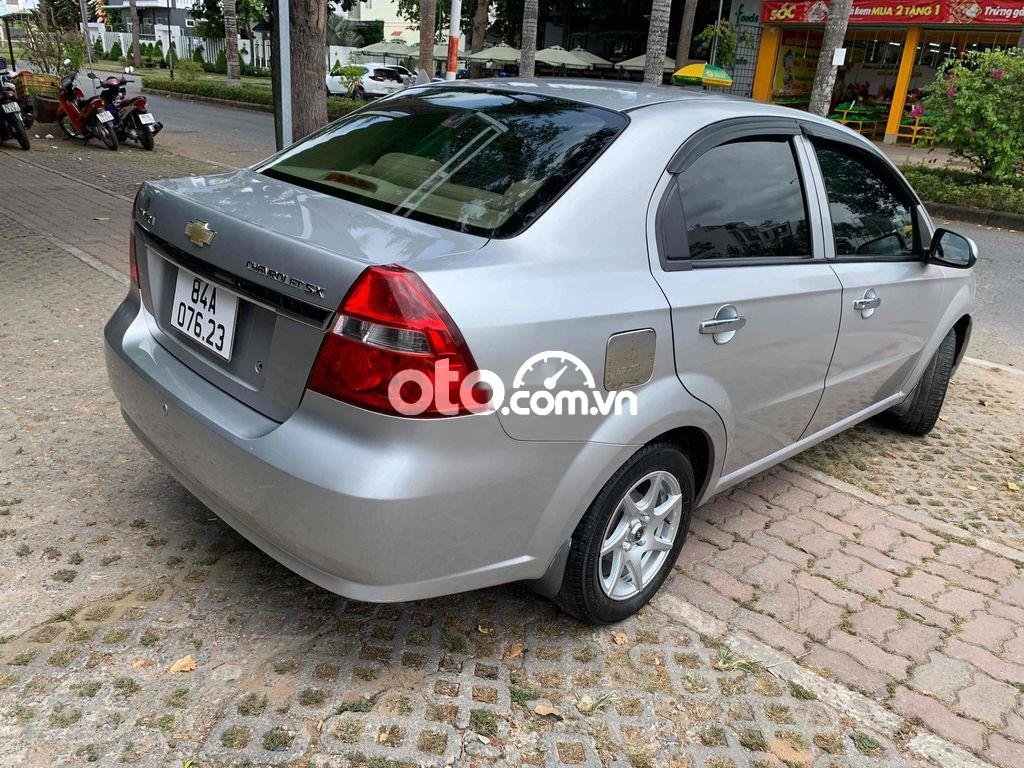 Daewoo Gentra 2009 - Bán ô tô Daewoo Gentra SX năm sản xuất 2009, màu bạc, nhập khẩu, xe gia đình