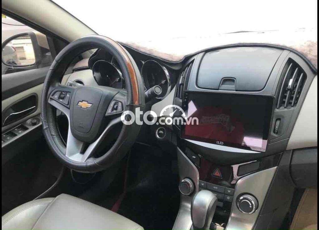 Chevrolet Cruze 2016 - Bán Chevrolet Cruze LTZ năm sản xuất 2016 giá cạnh tranh