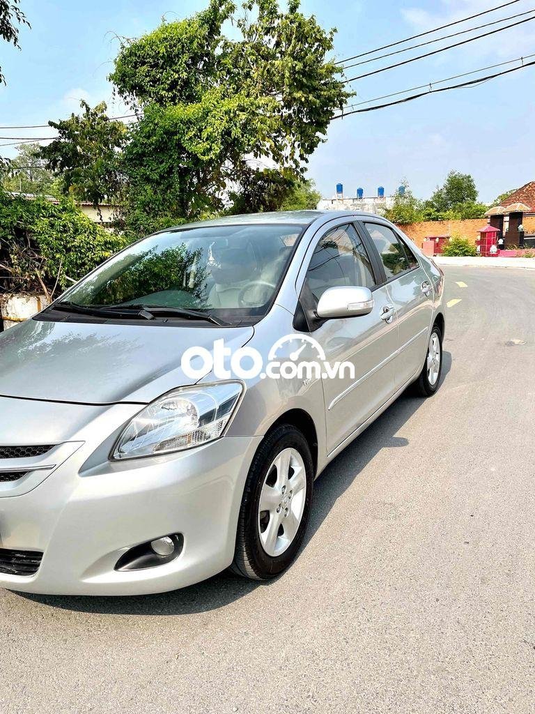 Toyota Vios 2008 - Bán xe Toyota Vios E năm 2008, màu bạc, giá tốt