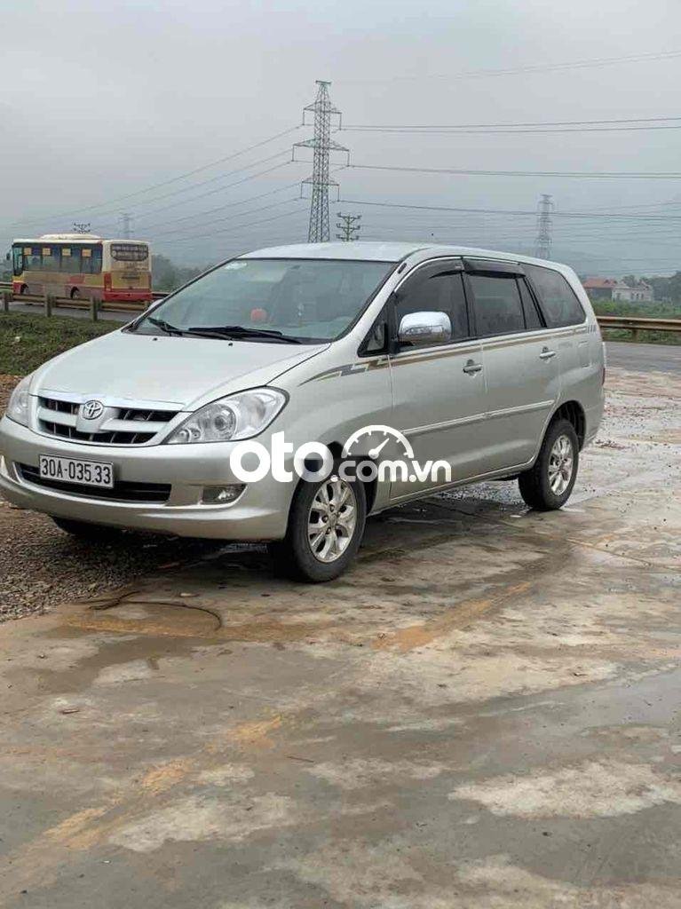 Toyota Innova 2008 - Bán Toyota Innova 2.0G sản xuất năm 2008, màu bạc, giá tốt