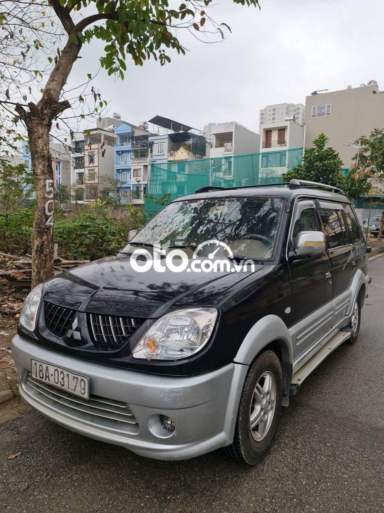 Mitsubishi Jolie 2004 - Bán Mitsubishi Jolie 2.0 sản xuất 2004, màu đen