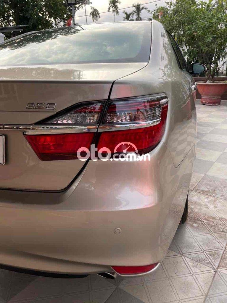 Toyota Camry 2015 - Bán Toyota Camry 2.5G sản xuất năm 2015