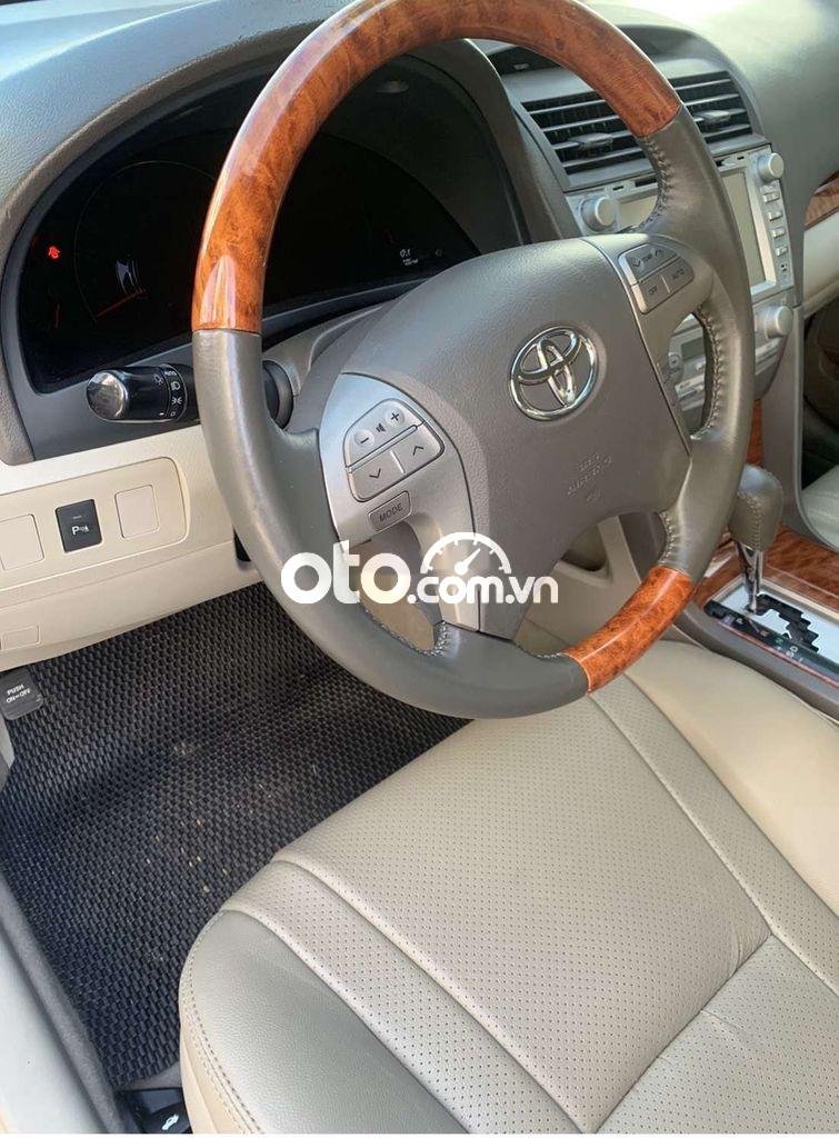 Toyota Camry 2012 - Cần bán Toyota Camry 2.4G năm 2012