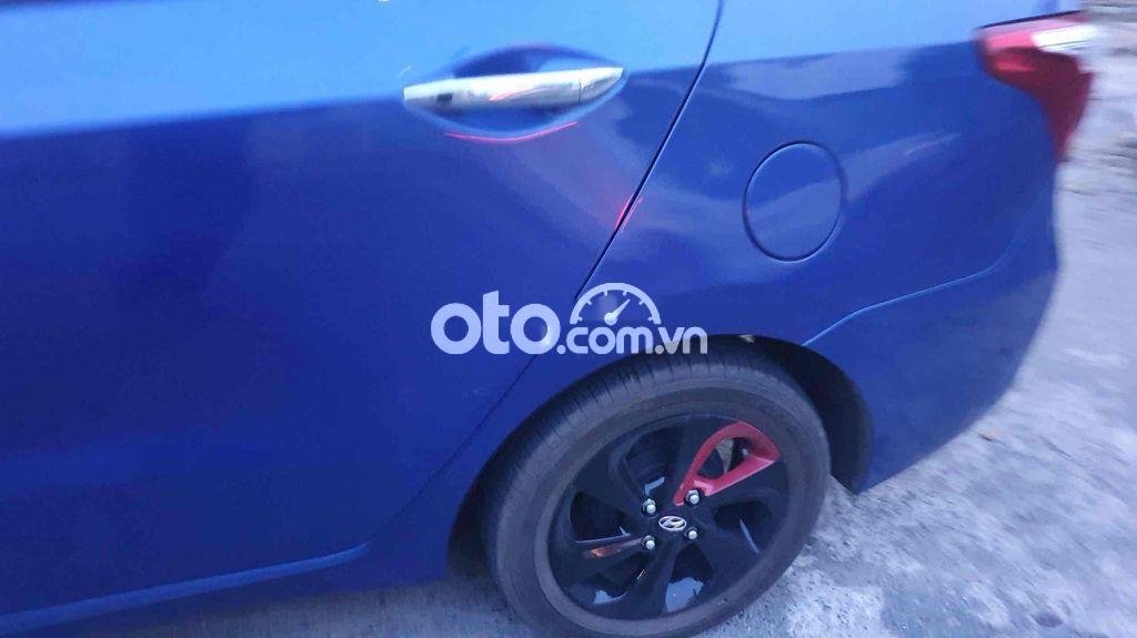 Hyundai Grand i10 2019 - Cần bán Hyundai Grand i10 1.2AT sản xuất 2019, màu xanh lam