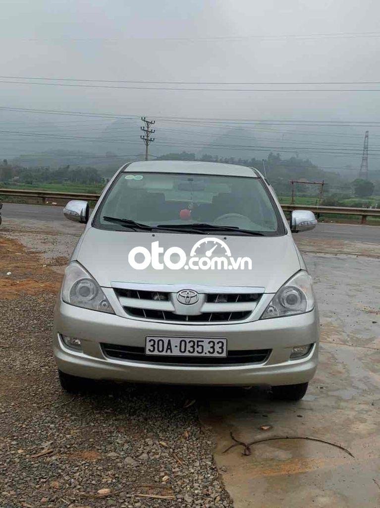 Toyota Innova 2008 - Bán Toyota Innova 2.0G sản xuất năm 2008, màu bạc, giá tốt