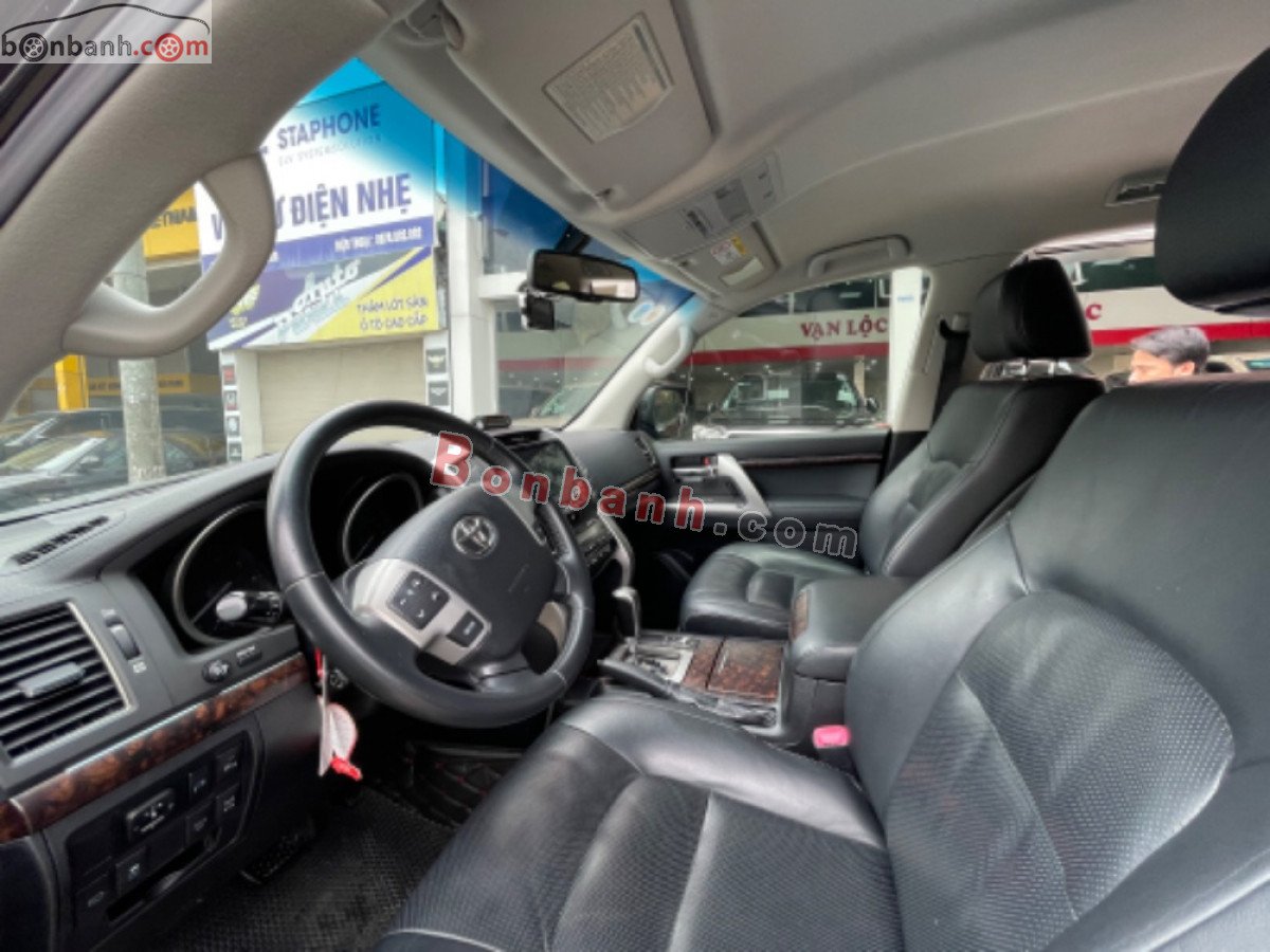 Toyota Land Cruiser 2013 - Cần bán xe Toyota Land Cruiser VX AT năm sản xuất 2013, màu đen, nhập khẩu