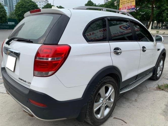 Chevrolet Captiva 2015 - Cần bán gấp Chevrolet Captiva LTZ 2.0 năm 2015, màu trắng còn mới, 485 triệu