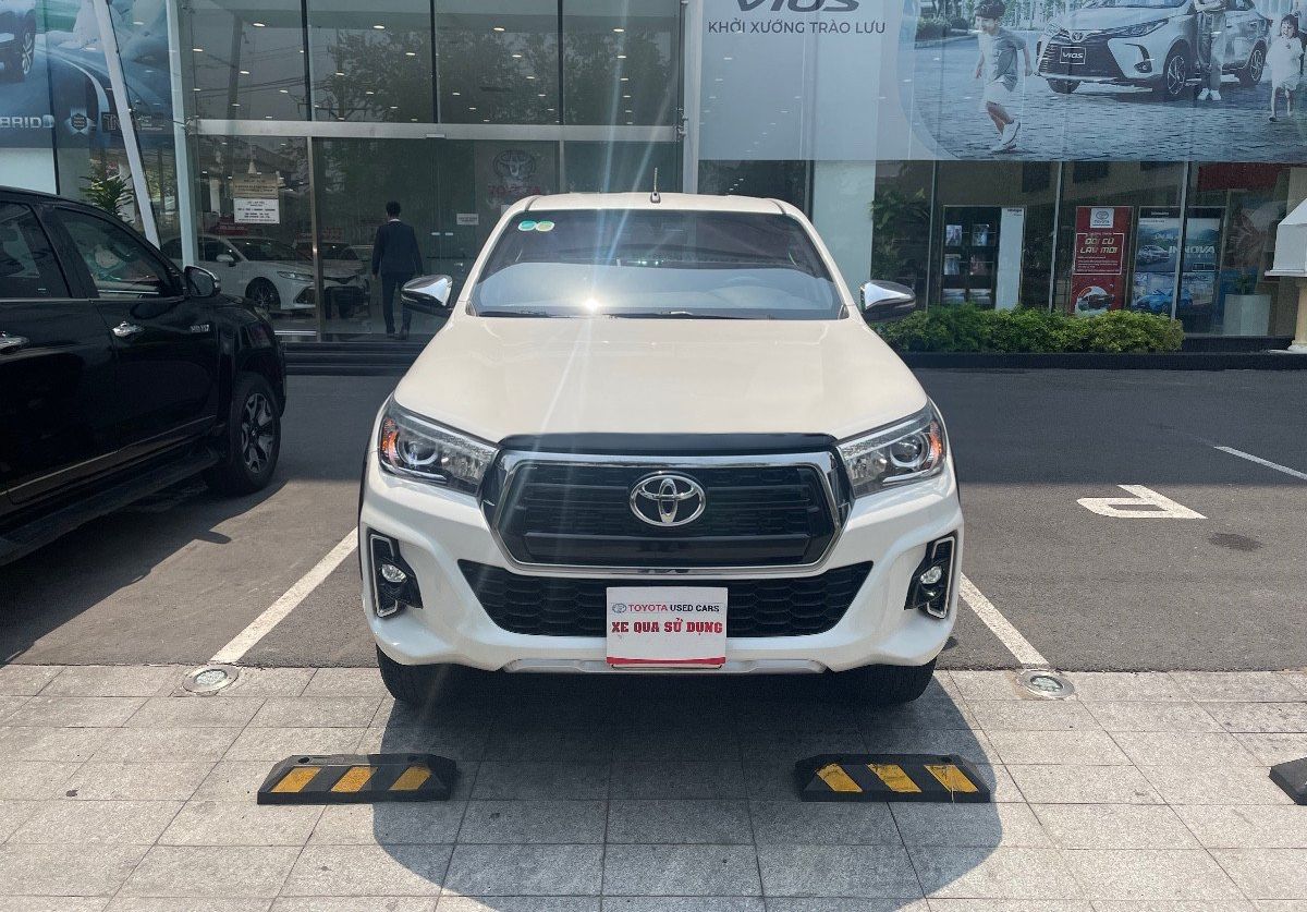 Toyota Hilux 2019 - Cần bán Toyota Hilux 2.8G 4x4 AT sản xuất 2019, màu trắng, nhập khẩu nguyên chiếc số tự động giá cạnh tranh