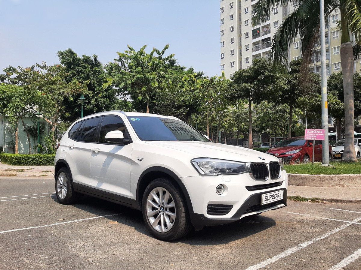 BMW X3 2017 - Bán BMW X3 xDrive20i sản xuất 2017, màu trắng, nhập khẩu nguyên chiếc