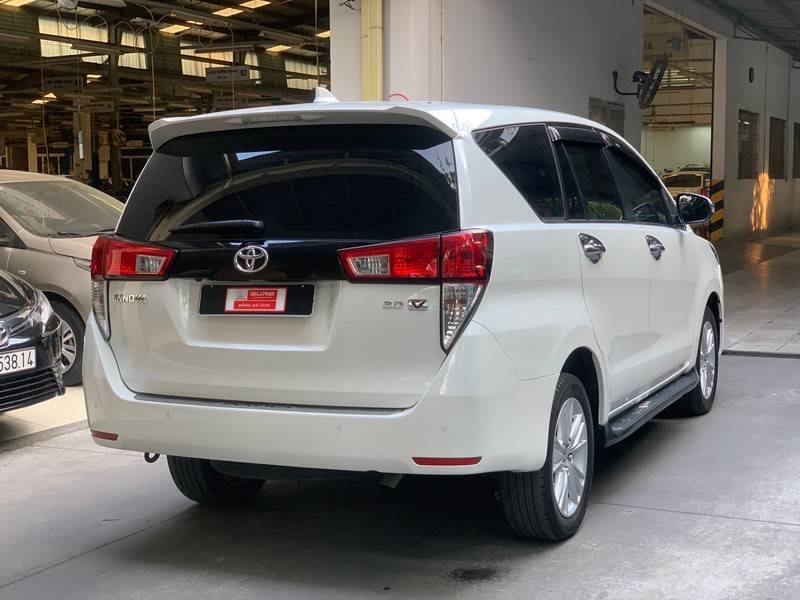 Toyota Innova 2020 - Bán Toyota Innova 2.0V sản xuất 2020, màu trắng