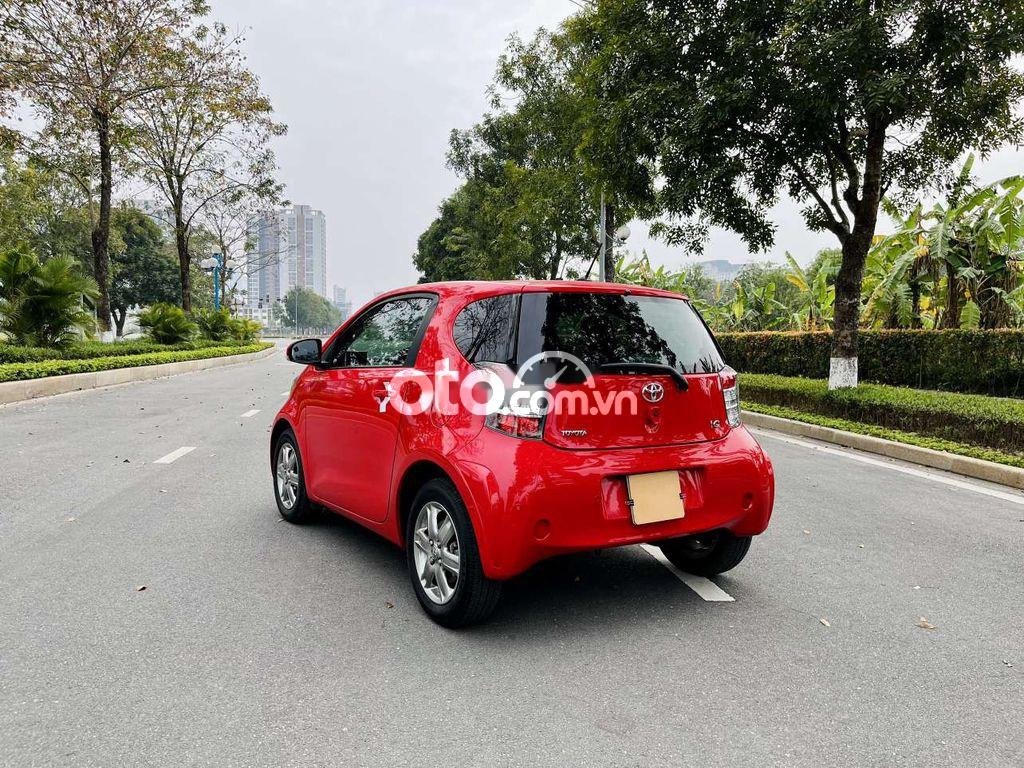 Toyota IQ 2010 - Cần bán gấp Toyota IQ sản xuất 2010, màu đỏ, nhập khẩu nguyên chiếc