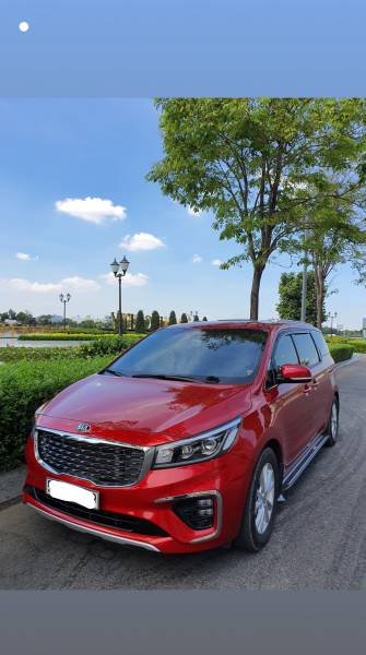 Kia Sedona 2020 - Cần bán xe Kia Sedona 2.2 DAT sản xuất năm 2020, màu đỏ giá cạnh tranh