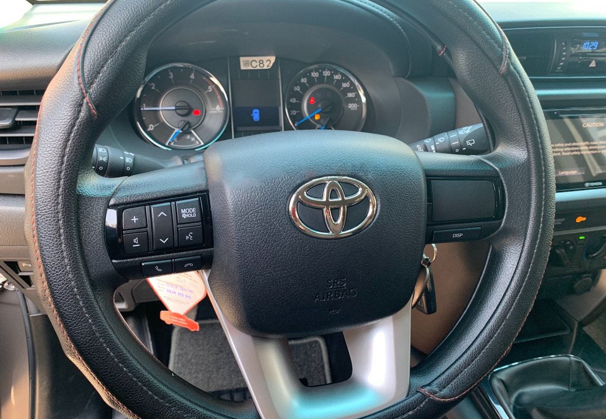 Toyota Fortuner 2020 - Cần bán lại xe Toyota Fortuner 2.5G 4x2 MT năm sản xuất 2020, màu nâu