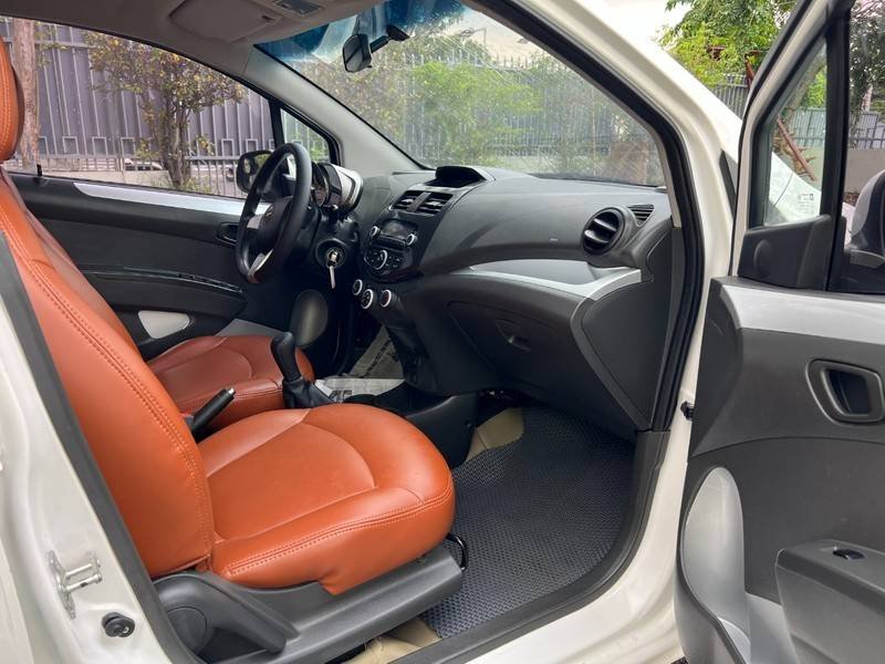 Chevrolet Spark 2016 - Cần bán Chevrotet Spark LT 1.2 bản full số sàn mới 98%