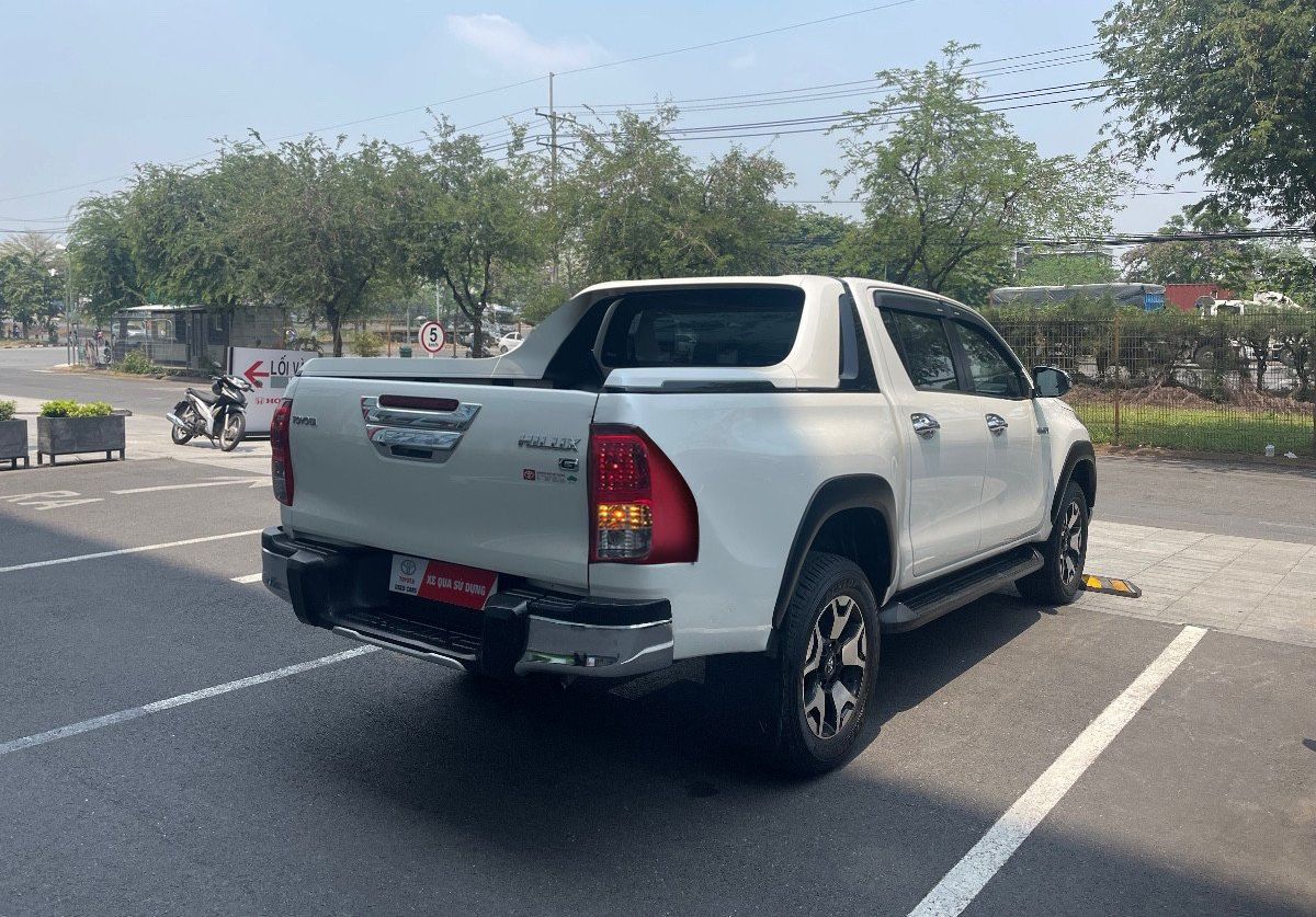 Toyota Hilux 2019 - Cần bán Toyota Hilux 2.8G 4x4 AT sản xuất 2019, màu trắng, nhập khẩu nguyên chiếc số tự động giá cạnh tranh