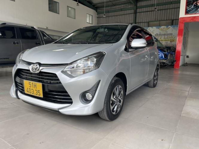 Toyota Wigo 2019 - Bán xe Toyota Wigo 1.2MT, đời 2019, màu bạc, giá 299 triệu