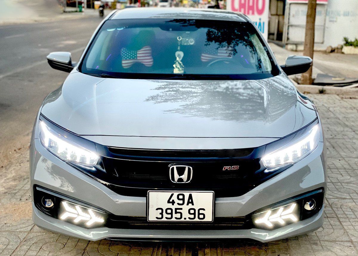 Honda Civic 2020 - Bán ô tô Honda Civic 1.5 RS năm 2020, màu xám, nhập khẩu chính chủ