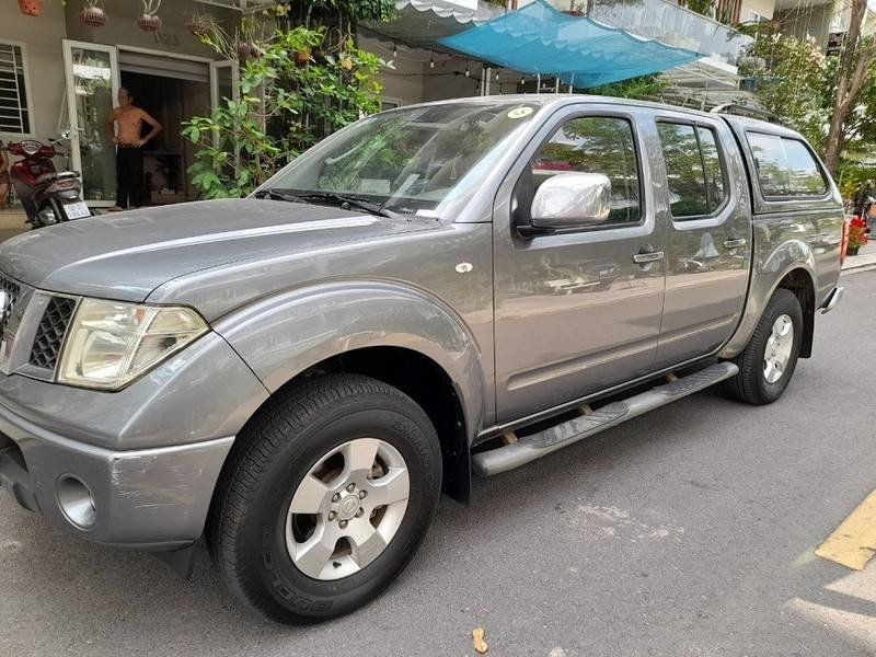 Nissan Navara 2011 - Cần bán Nissan Navara năm 2011, màu xám, nhập khẩu nguyên chiếc  