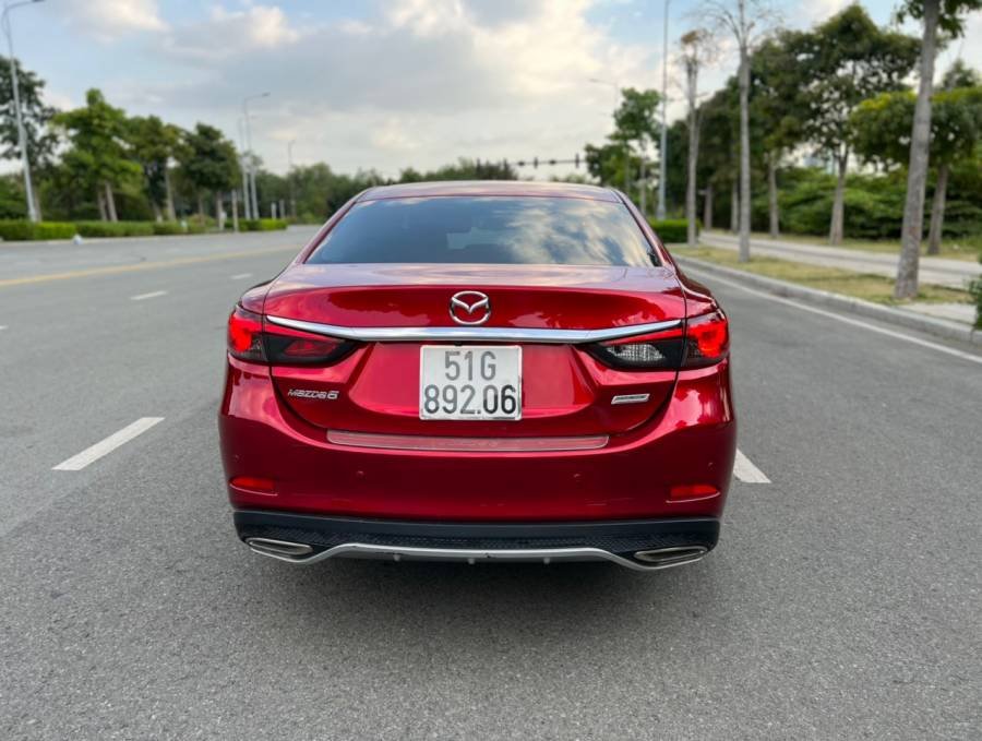 Mazda 6 2019 - Xe Mazda 6 2.0L Luxury sản xuất năm 2019, màu đỏ chính chủ, giá tốt