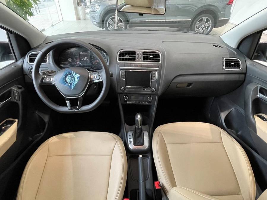 Volkswagen Polo 2022 - Bán Volkswagen Polo 1.6 năm 2022, màu xám, nhập khẩu nguyên chiếc