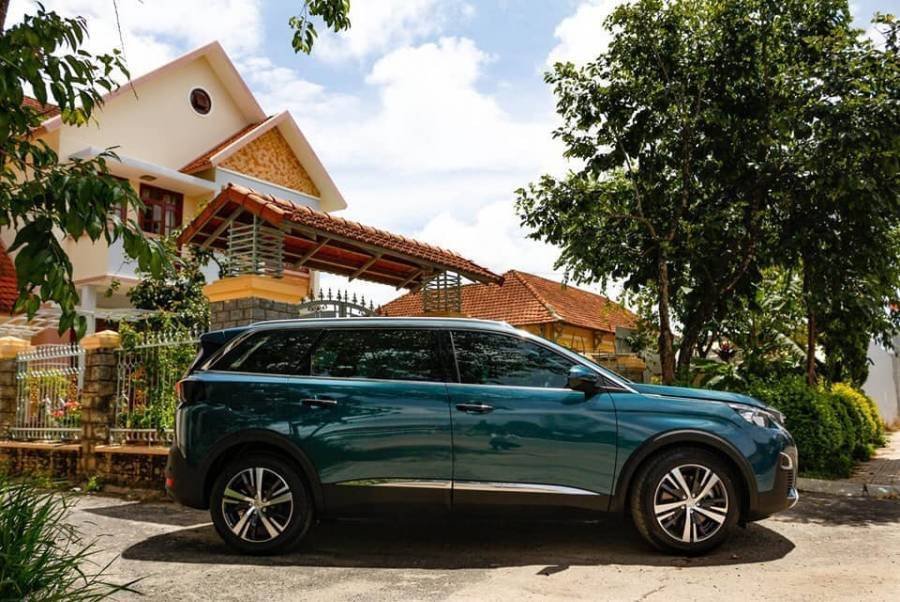 Peugeot 5008 2022 - Bán Peugeot 5008 Allure sản xuất năm 2022