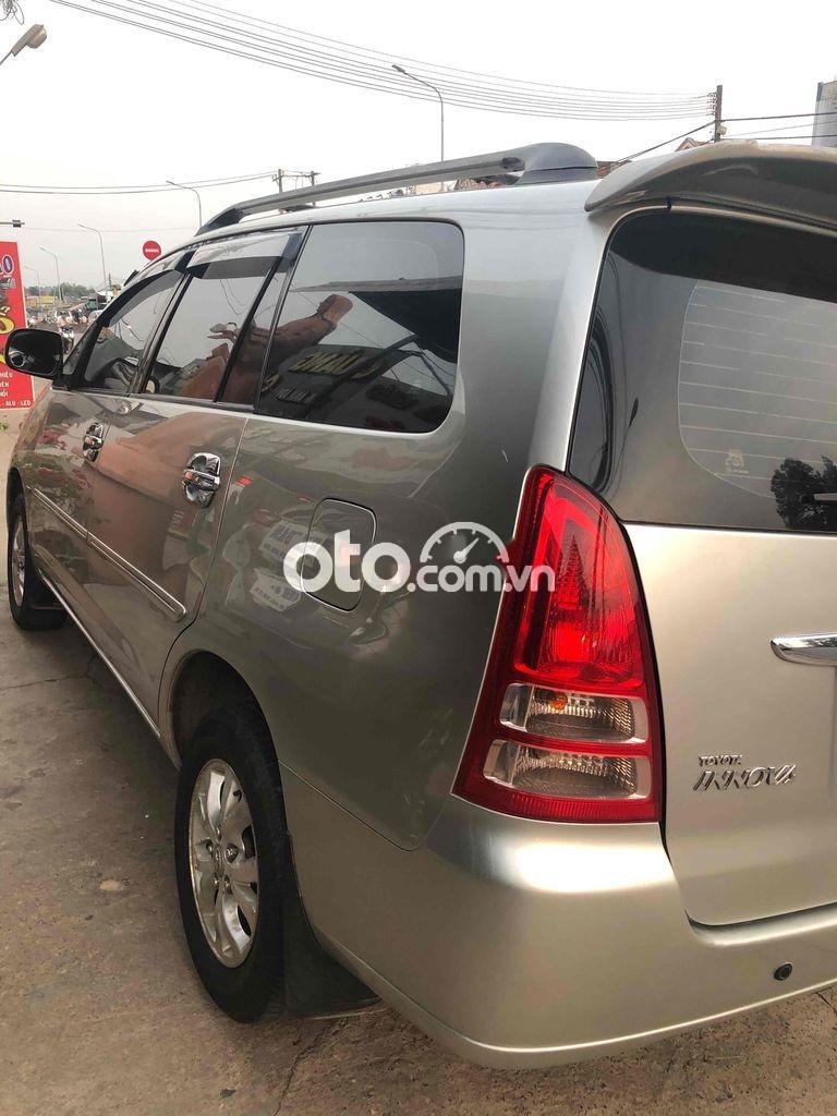 Toyota Innova 2008 - Bán Toyota Innova 2.0G sản xuất 2008, màu bạc, 265 triệu