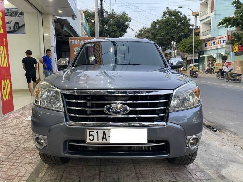 Ford Everest 2010 - Bán Ford Everest 2.5AT năm sản xuất 2010, màu xám còn mới