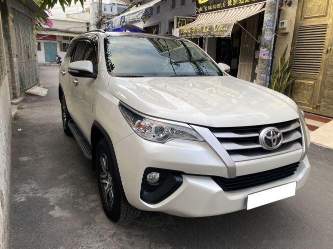 Toyota Fortuner 2017 - Cần bán Toyota Fortuner 2.5G 4x2MT sản xuất năm 2017, màu trắng