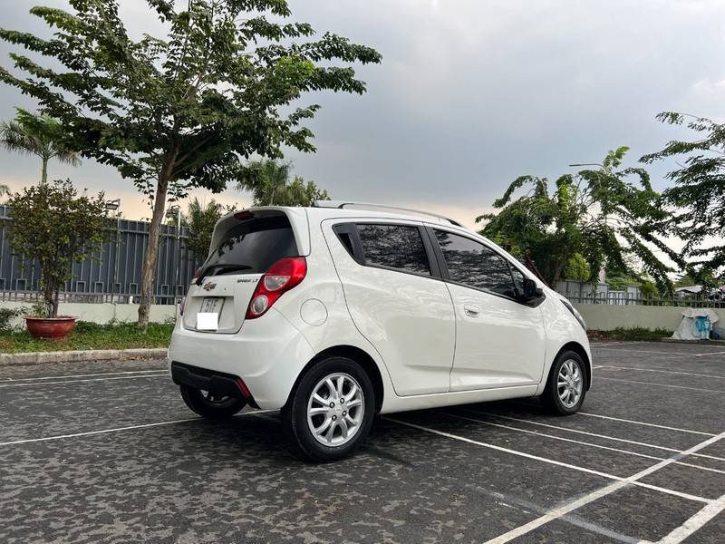 Chevrolet Spark 2016 - Cần bán Chevrotet Spark LT 1.2 bản full số sàn mới 98%