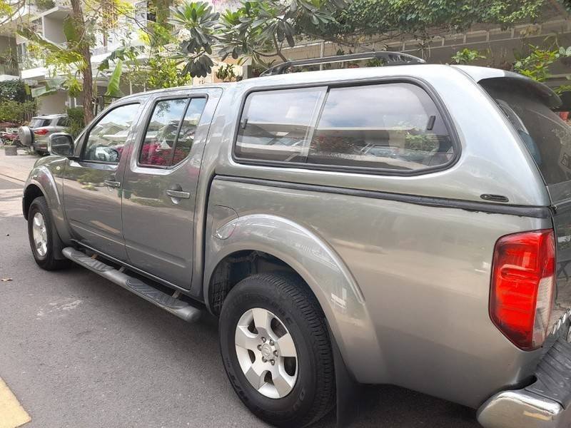 Nissan Navara 2011 - Cần bán Nissan Navara năm 2011, màu xám, nhập khẩu nguyên chiếc  