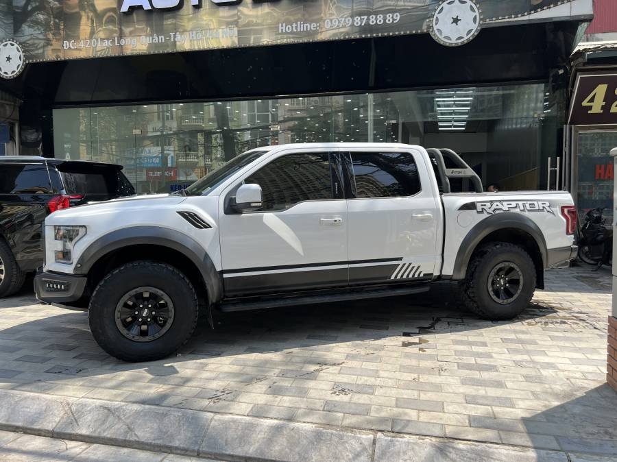 Ford F 150 2019 - Xe Ford F 150 Raptor năm sản xuất 2019, màu trắng, nhập khẩu số tự động