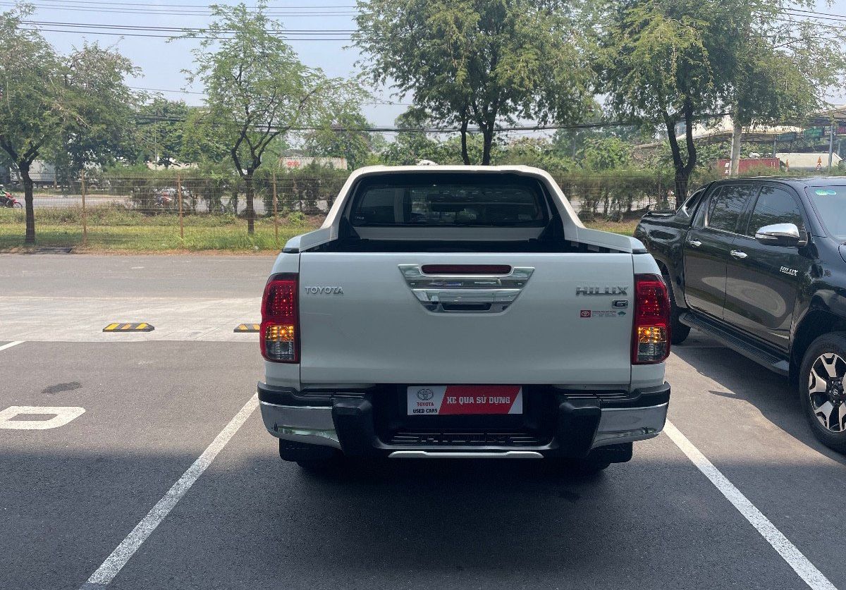 Toyota Hilux 2019 - Cần bán Toyota Hilux 2.8G 4x4 AT sản xuất 2019, màu trắng, nhập khẩu nguyên chiếc số tự động giá cạnh tranh