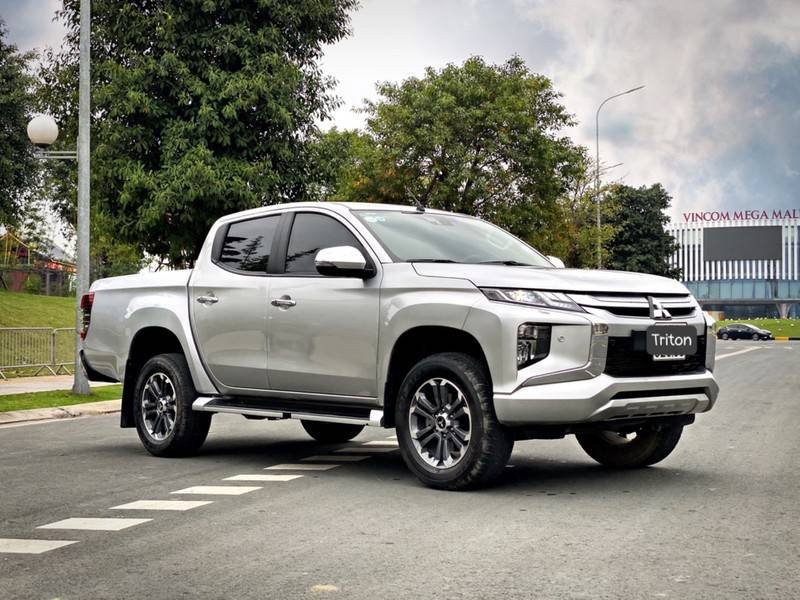 Mitsubishi Triton 2020 - Cần bán lại xe Mitsubishi Triton sản xuất năm 2020, màu bạc, nhập khẩu còn mới