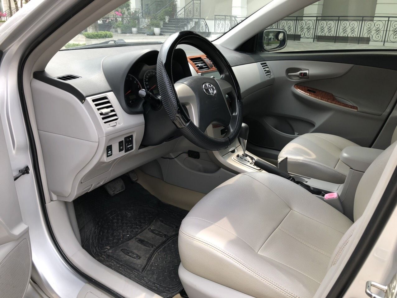 Toyota Corolla 2011 - Nhập nguyên chiếc - Toyota Corolla 1.6 XLi năm sản xuất 2011 nhập Đài - xe siêu đẹp biển HN