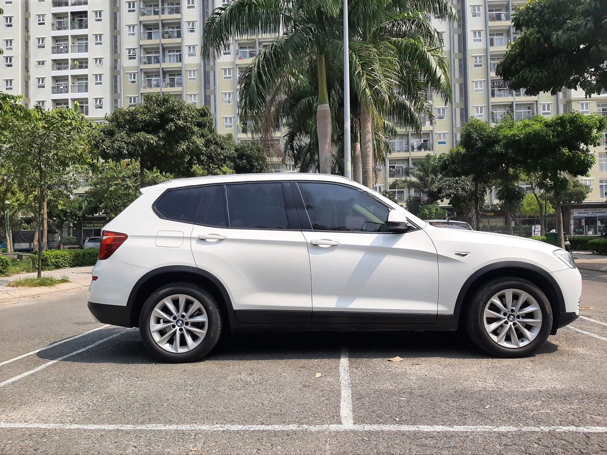 BMW X3 2017 - Bán BMW X3 xDrive20i sản xuất 2017, màu trắng, nhập khẩu nguyên chiếc