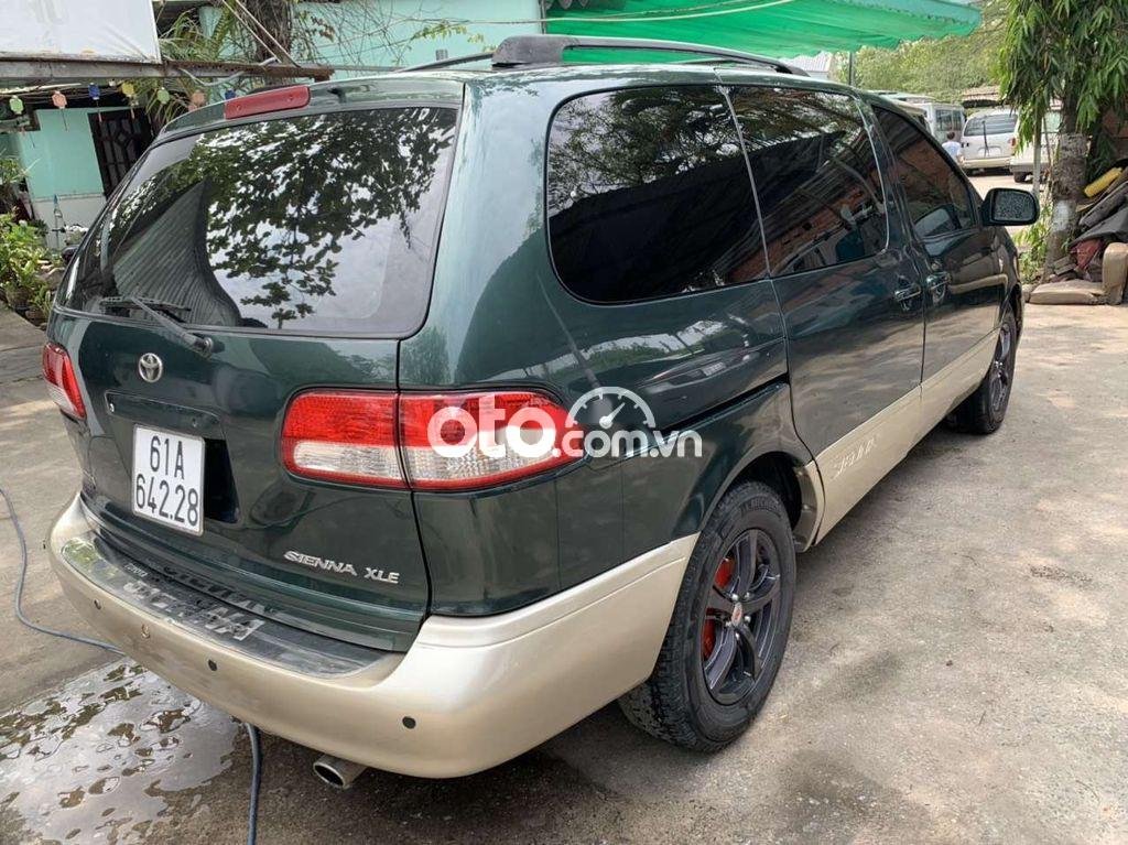 Toyota Sienna 1999 - Bán Toyota Sienna XLE sản xuất 1999, hai màu, xe nhập