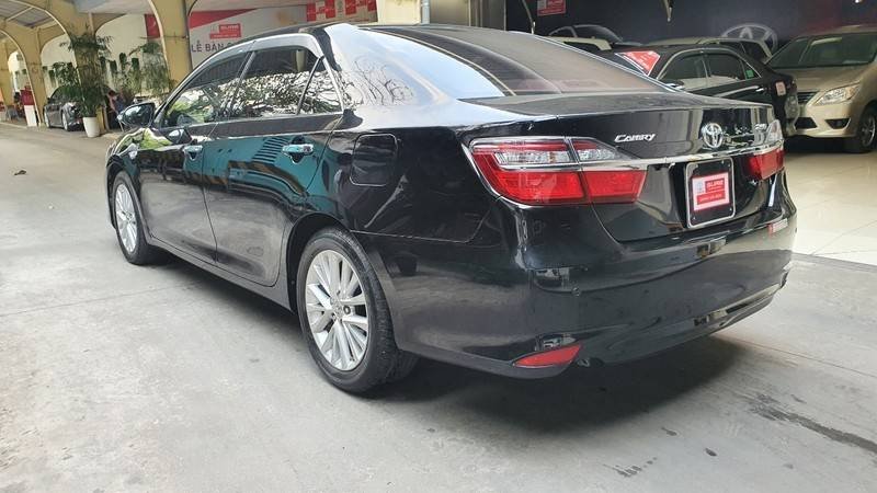 Toyota Camry 2015 - Bán ô tô Toyota Camry sản xuất năm 2015